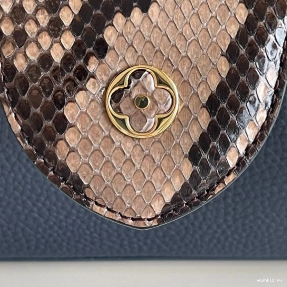 WIS BB VUITTON CAPUCINES LOUIS 1105